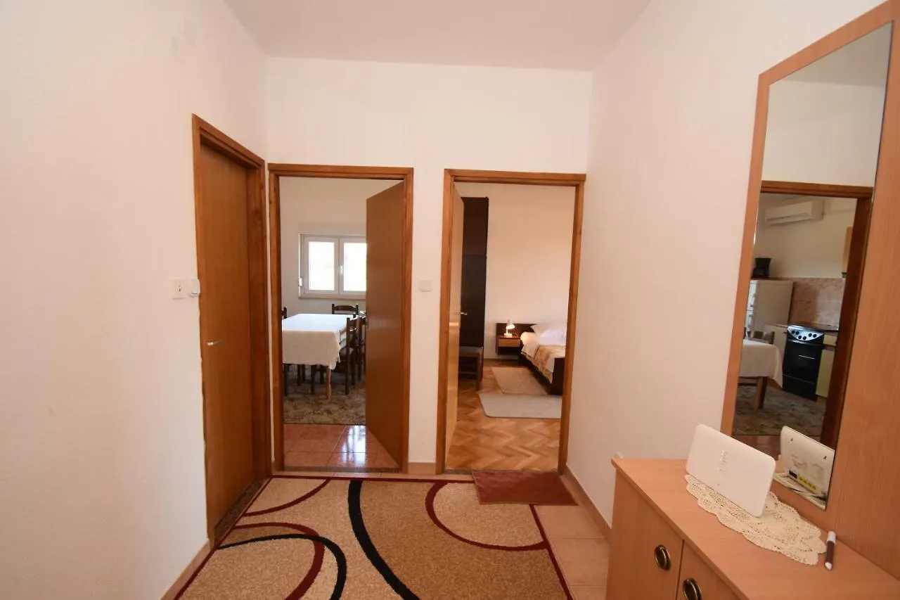 Apartments Ivan Starigrad Paklenica