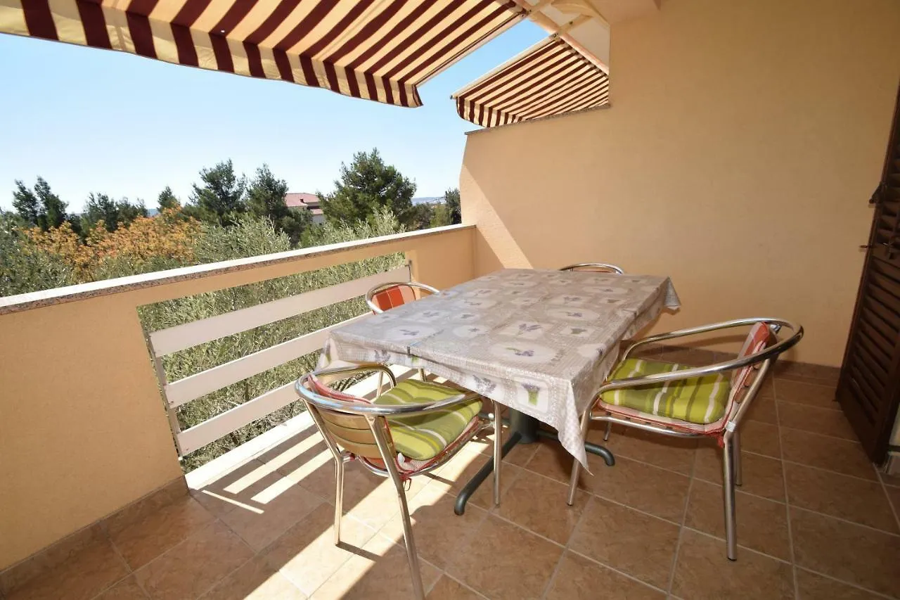 Apartments Ivan Starigrad Paklenica