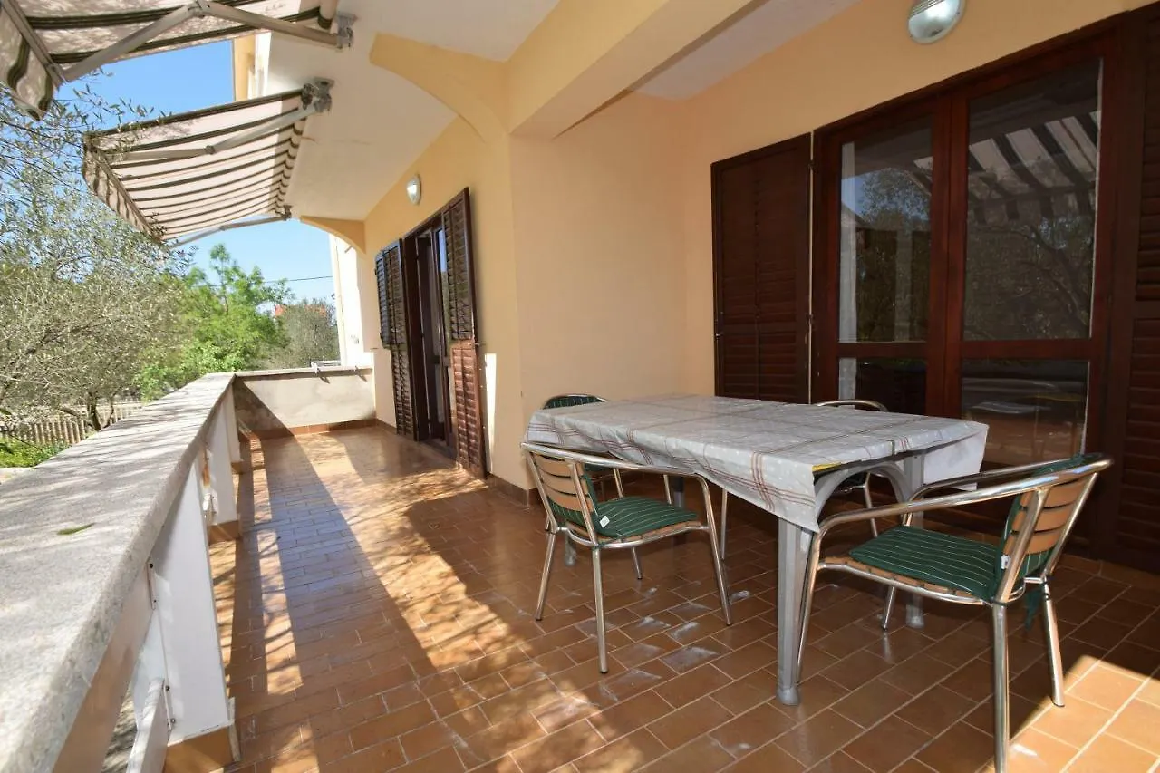 Apartments Ivan Starigrad Paklenica Croatie